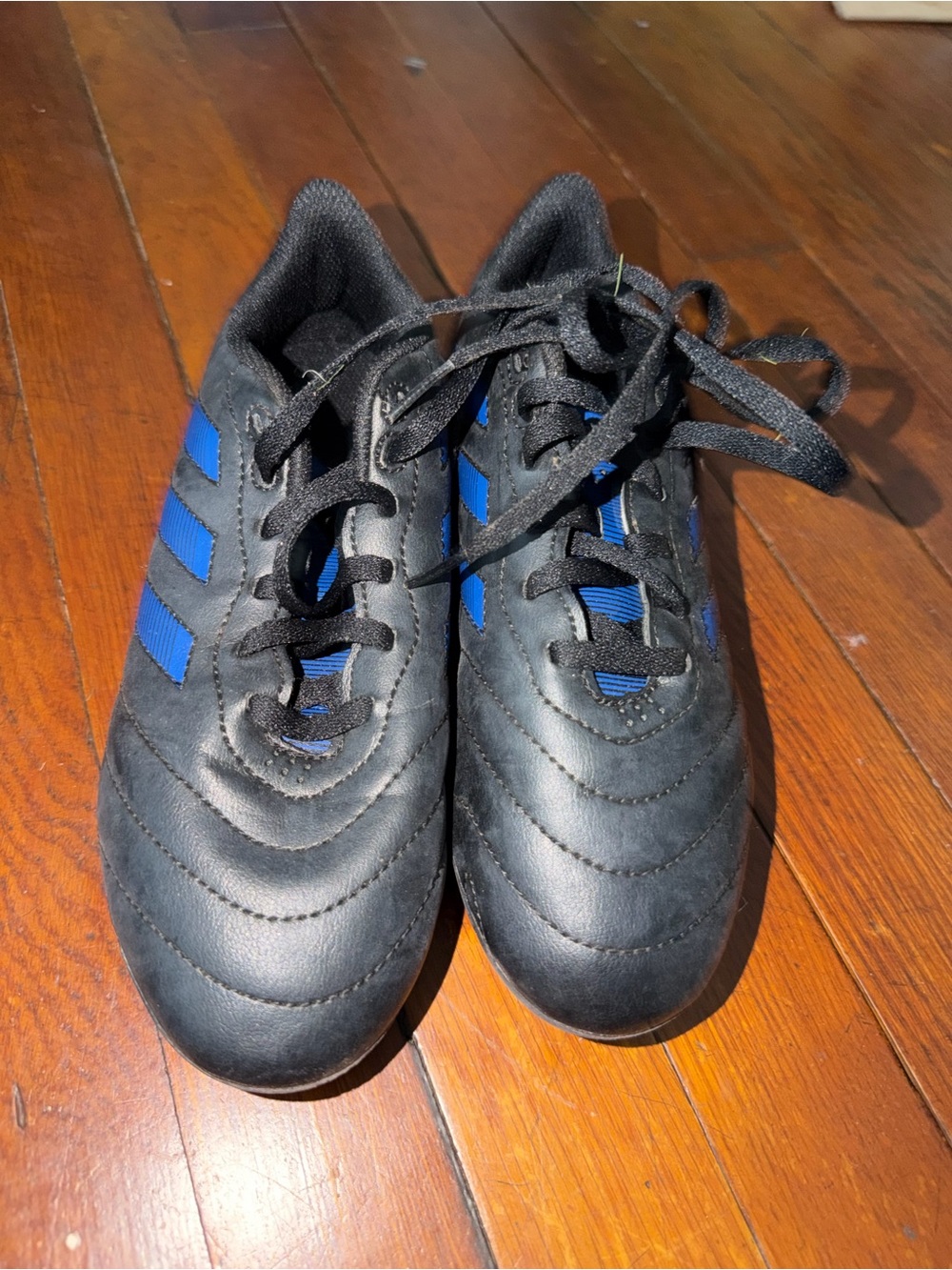 Kids adidas soccer cleats 4